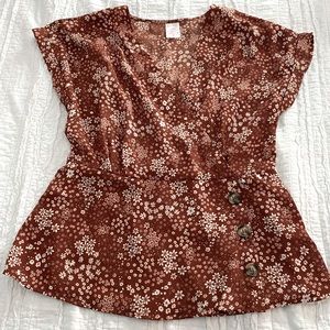 No Boundaries Short Sleeve Blouse Size L